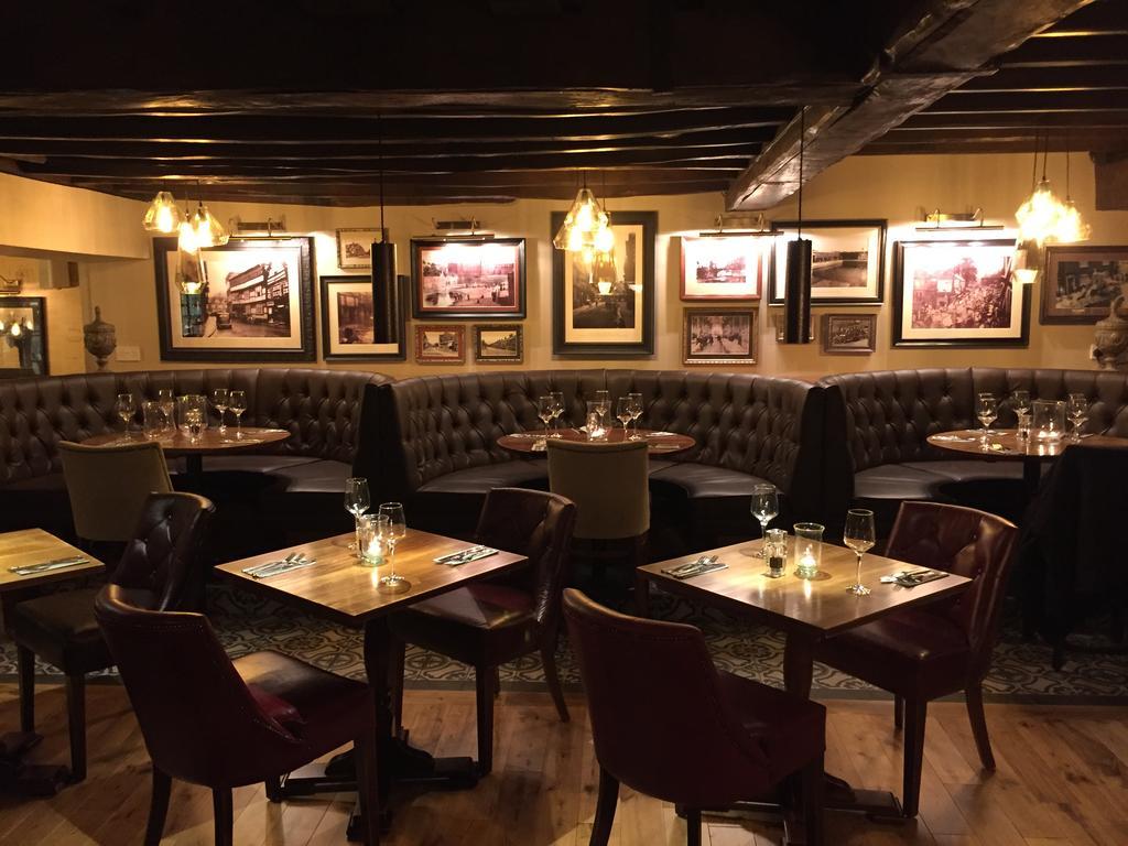 Crown Hotel Nantwich Extérieur photo