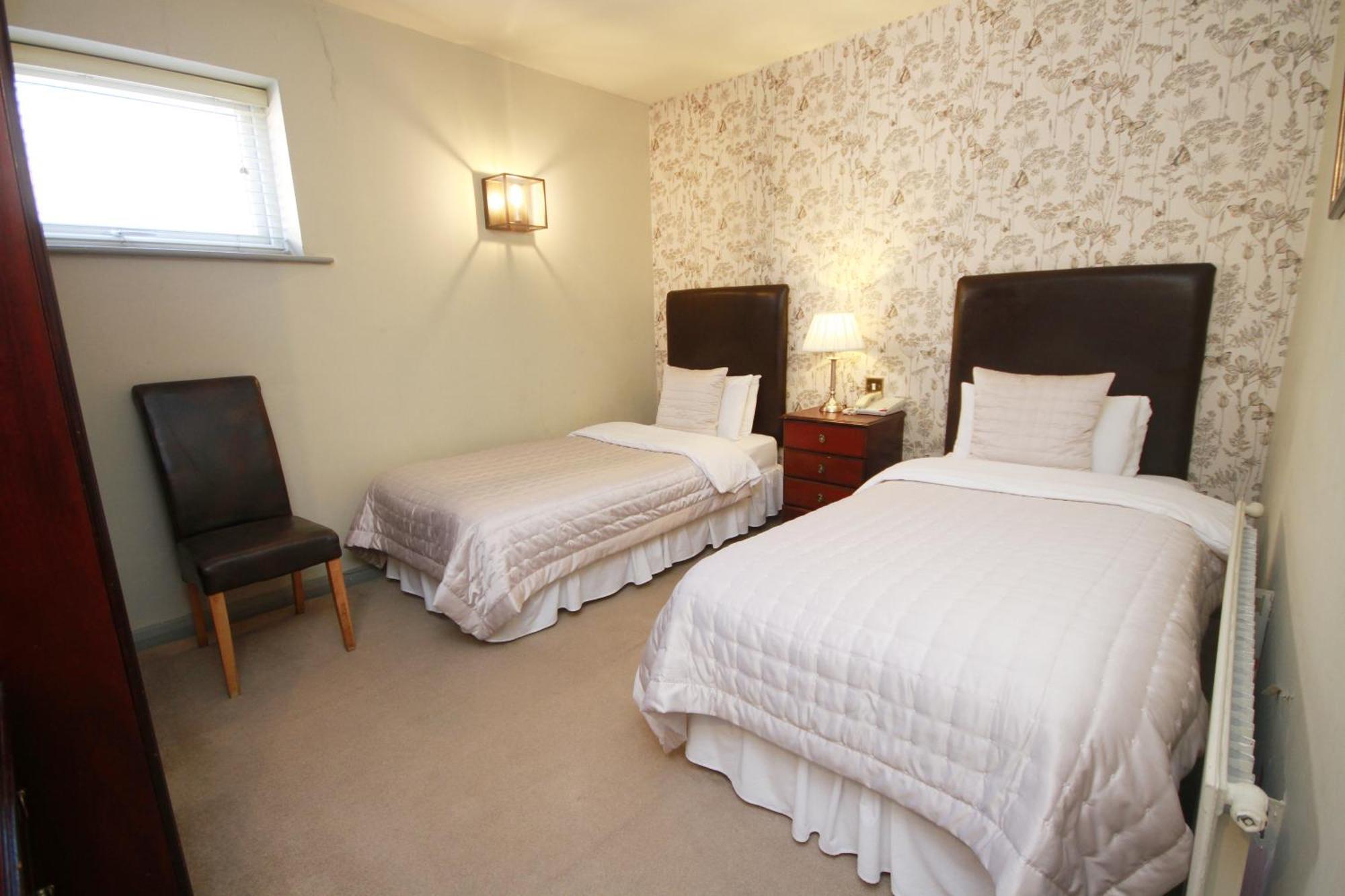 Crown Hotel Nantwich Extérieur photo