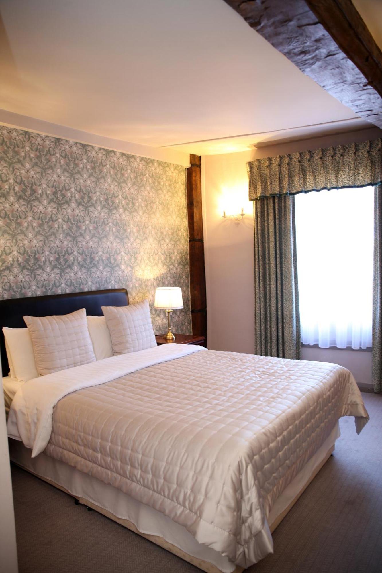Crown Hotel Nantwich Extérieur photo